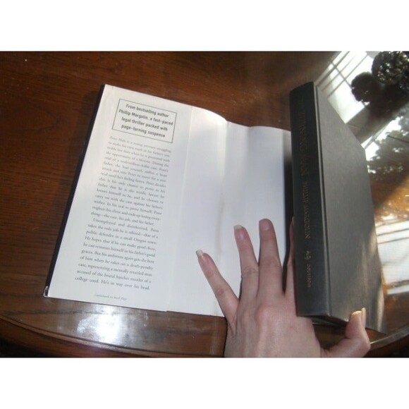 The Burning Man Phillip Margolin HCDJ - Picture 3 of 9